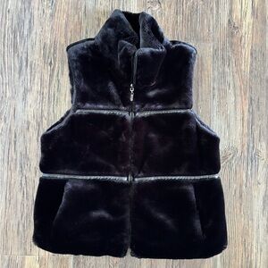 Dress Barn Faux Fur Reversible Vest Womens Sm Black Trim Detail Full Zip Pockets